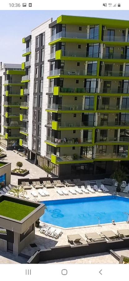 Eka Studio - Pool & Spa Beach Resort Năvodari Extérieur photo