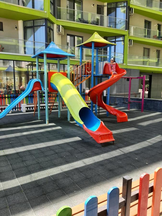 Eka Studio - Pool & Spa Beach Resort Năvodari Extérieur photo